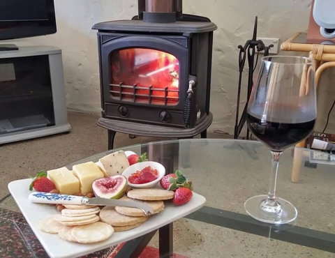 Milton Country Cottages - Accommodation Brisbane 1