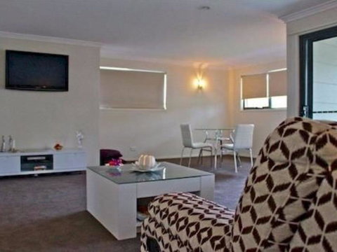 Breeze Bed & Breakfast - Accommodation Brisbane 5