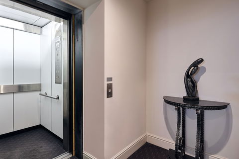 Auldington Hotel - Accommodation Brisbane 2