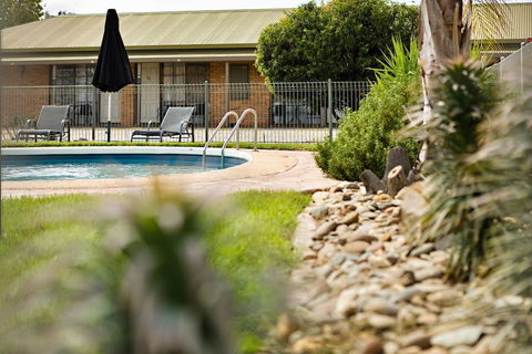 Statesman Motor Inn - Accommodation Brisbane 3