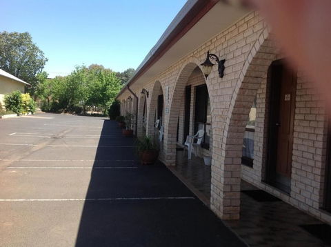 Forest Lodge Motor Inn & Restaurant - Accommodation Brisbane 2