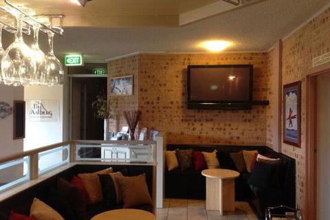 Aalberg Chalet - Accommodation Brisbane 2