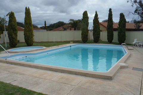 Restawile Motel - Accommodation Brisbane 4
