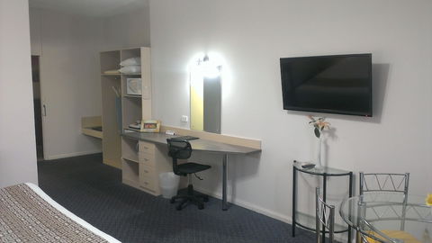 Lindy Lodge Motel - Accommodation Brisbane 2