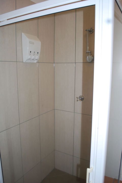 Rainforest Motel - Accommodation Brisbane 3