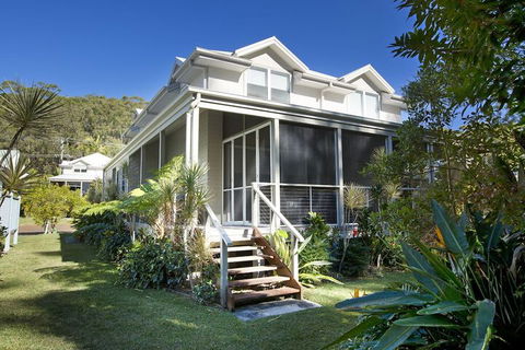 Blueys Retreat - Accommodation Brisbane 6