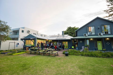 Dunsborough Beachouse YHA Hostel - Accommodation Brisbane 1