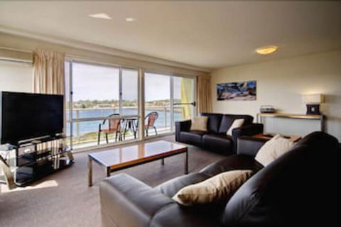 Albacore Apartments - Accommodation Brisbane 5