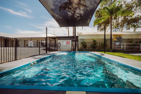 Artesian Spa Motel - Accommodation Brisbane 4