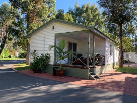 Mandurah Caravan & Tourist Park - Accommodation Brisbane 2