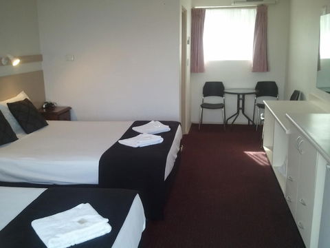 Park Drive Motel - Accommodation Brisbane 2
