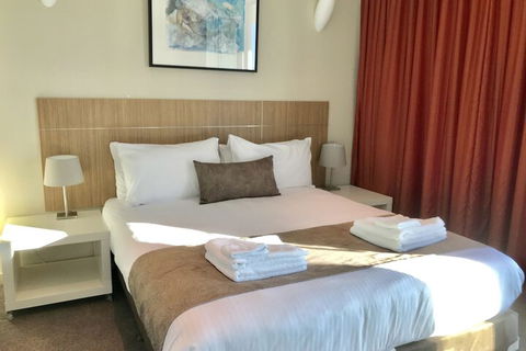Adelaide DressCircle Apartments North Terrace - Accommodation Brisbane 7