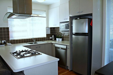 Adelaide DressCircle Apartments Childers Street - Accommodation Brisbane 3