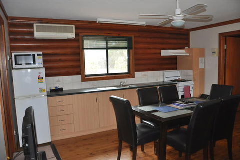 Western KI Caravan Park - Accommodation Brisbane 1