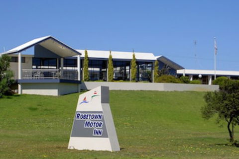 Robetown Motor Inn & Apartments - Accommodation Brisbane 0