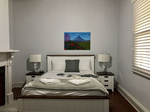 Endeavour Court Motor Inn - Accommodation Brisbane 4