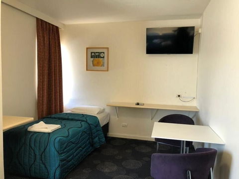 The Astor Hotel Motel - Accommodation Brisbane 2