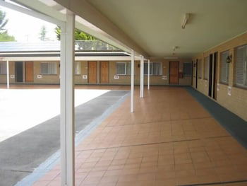 Settlers Motor Inn - Accommodation Brisbane 0