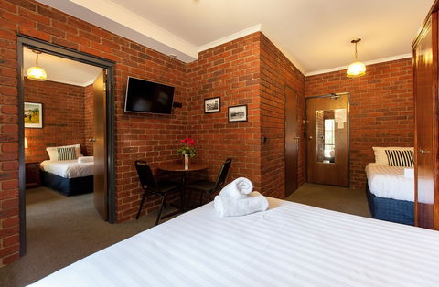 Armour Motor Inn - Accommodation Brisbane 5