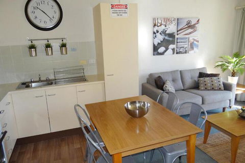 Kirwan Apartments 9 - Accommodation Brisbane 4