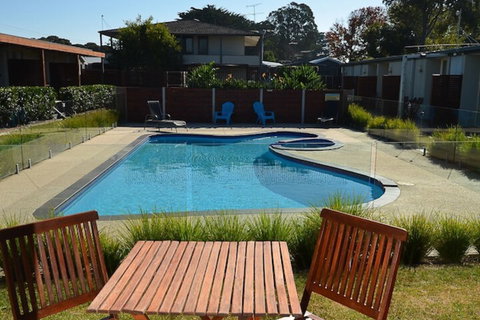 Riverside Ocean Grove - Accommodation Brisbane 1