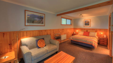Derwent Bridge Chalets & Studios - Accommodation Brisbane 5