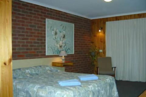 Tooleybuc Country Roads Motor Inn - Accommodation Brisbane 0