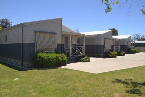 Ashleigh Court Motor Inn - Accommodation Brisbane 0