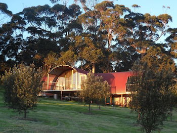 Tennessee Hill Chalets - Accommodation Brisbane 5