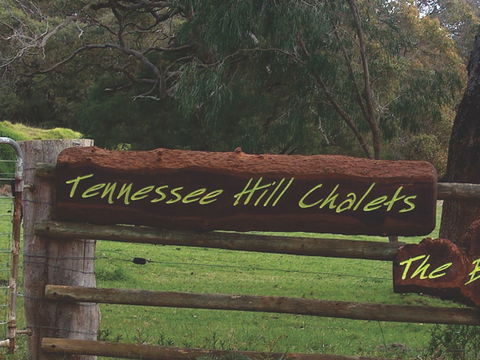Tennessee Hill Chalets - Accommodation Brisbane 4