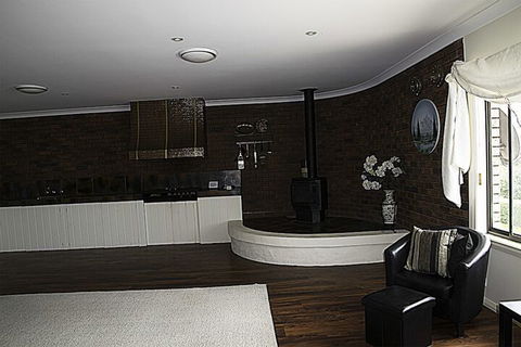 Cole House Apartments - Accommodation Brisbane 4