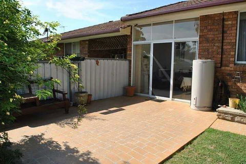 Cole House Apartments - Accommodation Brisbane 3
