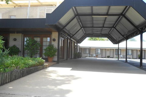 All Seasons Motor Lodge - Accommodation Brisbane 2