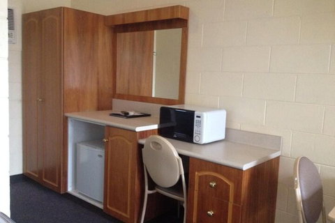 All Seasons Motor Lodge - Accommodation Brisbane 3