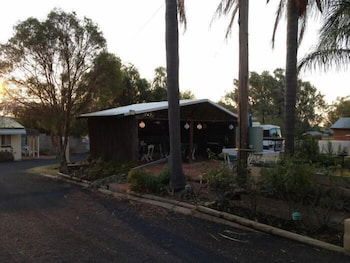 Oasis Motel Peak Hill - Accommodation Brisbane 3