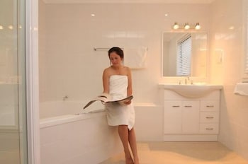Moore Park Apartments - Accommodation Brisbane 4
