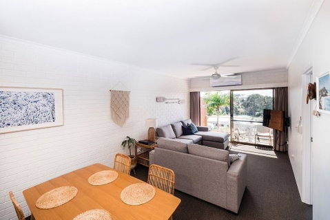 Mollymook Seascape Motel & Apartments - Accommodation Brisbane 6