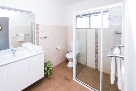 Mollymook Seascape Motel & Apartments - Accommodation Brisbane 5