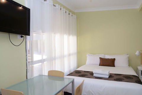 Motel On Alpine - Accommodation Brisbane 4