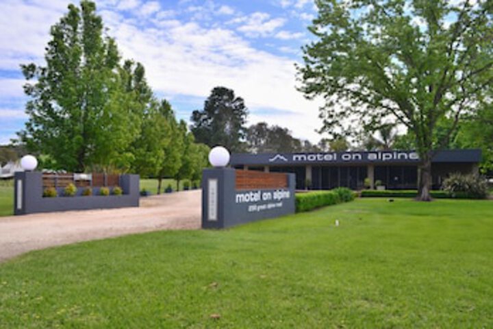Dandongadale VIC Accommodation Brisbane