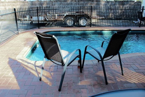 Golden River Motor Inn - Accommodation Brisbane 2