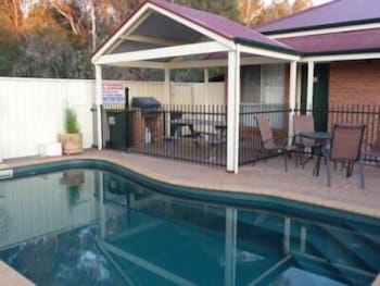 Golden River Motor Inn - Accommodation Brisbane 1