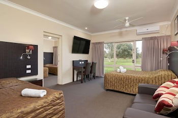 Australian Homestead - Accommodation Brisbane 6