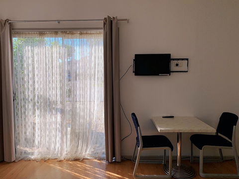 Beaconsfield Lodge Motel - Accommodation Brisbane 1