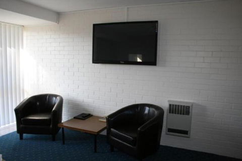 Blayney Leumeah Motel - Accommodation Brisbane 1