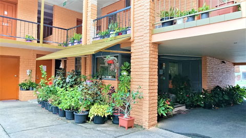 New Olympic Motel - Accommodation Brisbane 2