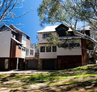 Blue Ice - Accommodation Brisbane