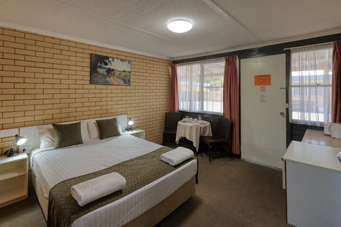 Binalong Motel - Accommodation Brisbane 6
