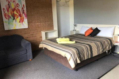 Lake Talbot Tourist Park - Accommodation Brisbane 0