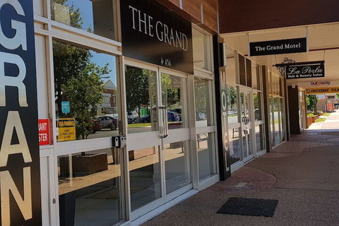 The Grand Motel - Accommodation Brisbane 1
